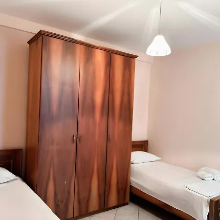 Bed & Breakfast Mina Tirana